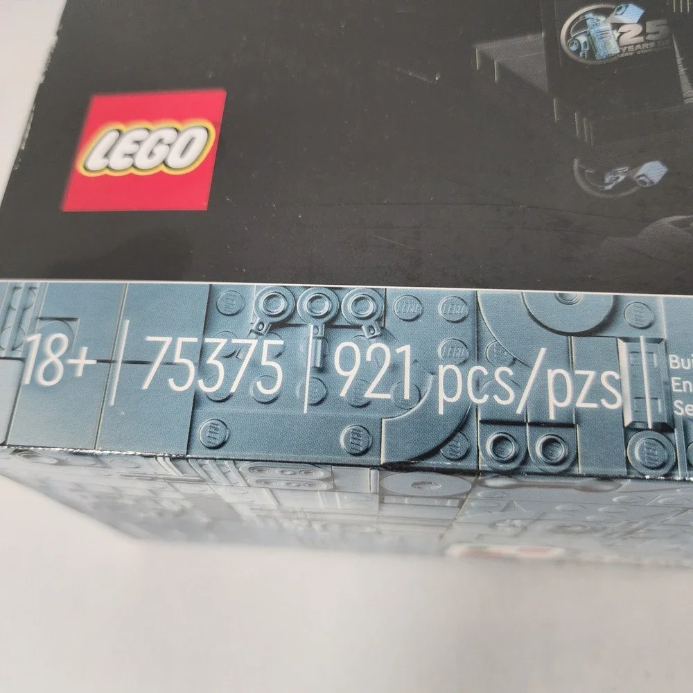 LEGO Star Wars Millennium Falcon 75375 25th Anniversary 921 Pc Sealed NIB